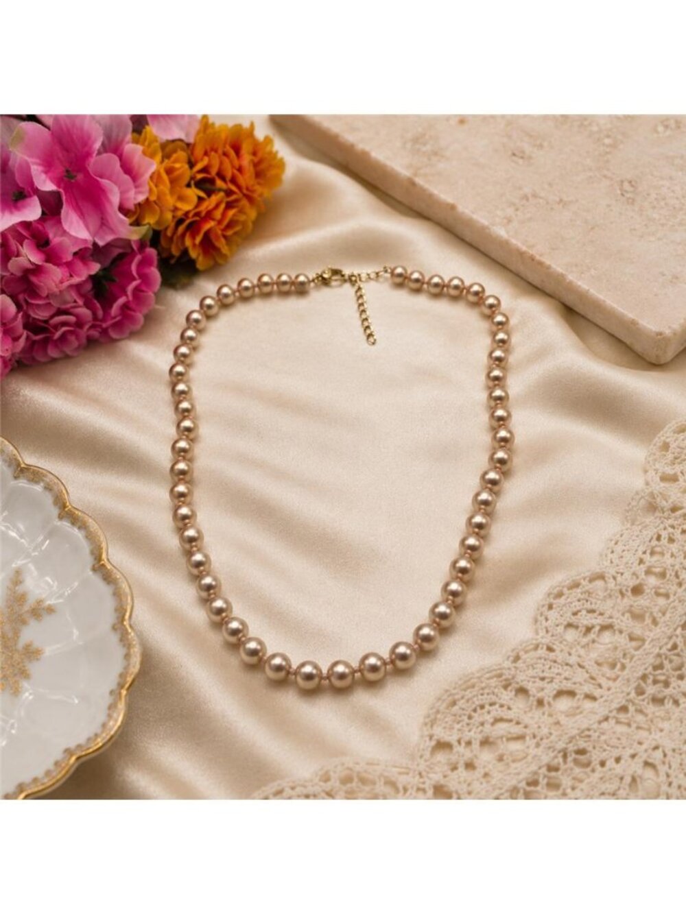 Vintage Monet Champagne Faux Pearl Necklace 20 In Gold Tone Knotted Strand Class